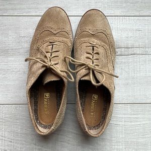 Sperry suede oxfords size 7